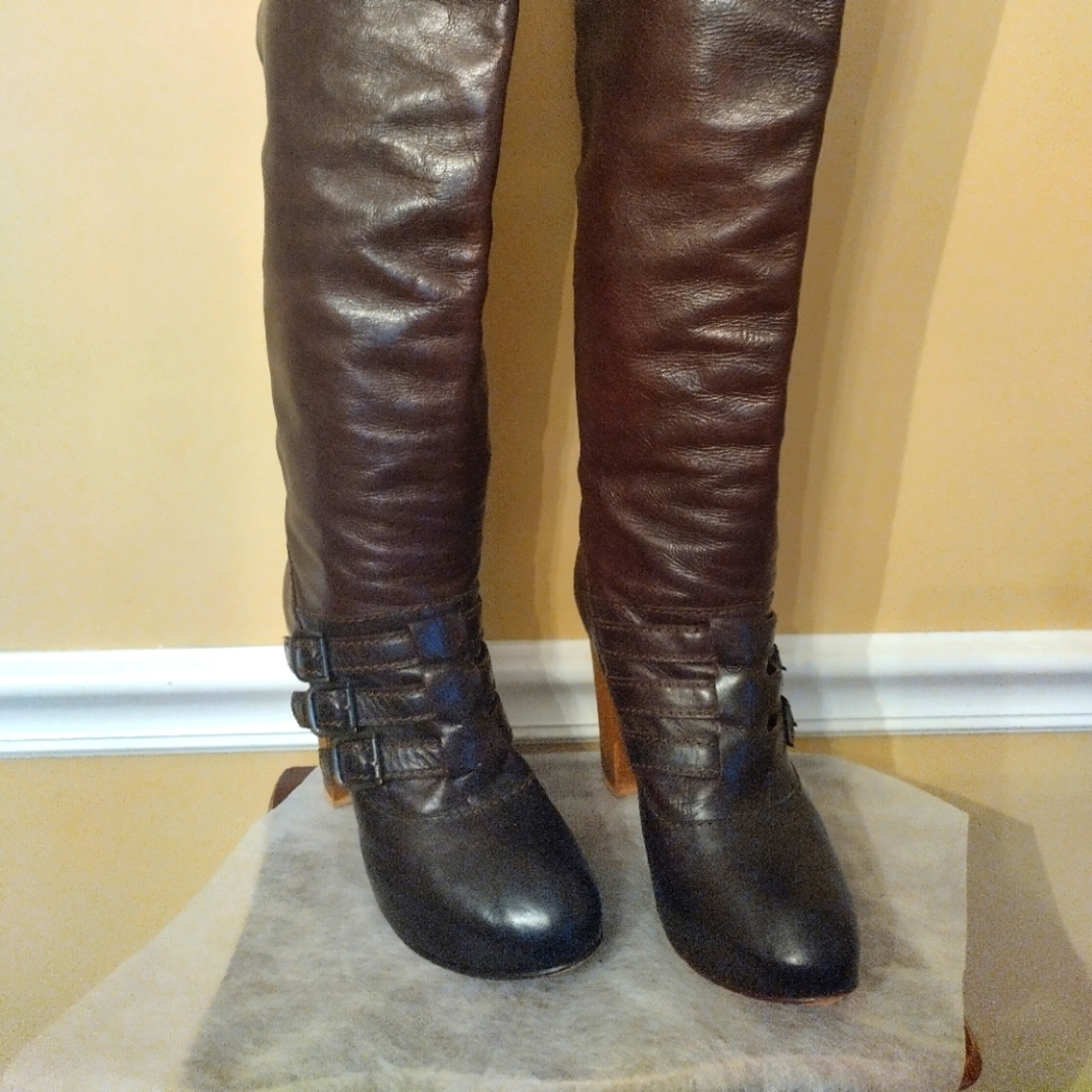 Chloe boots